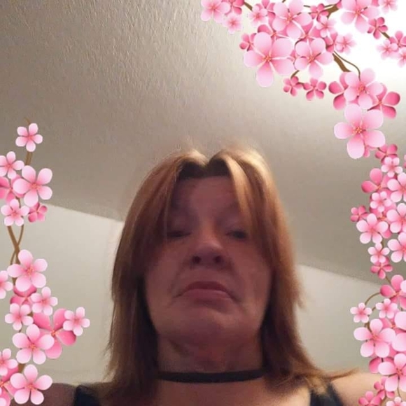 Meet your Posher, Tori - Picture 1 of 1